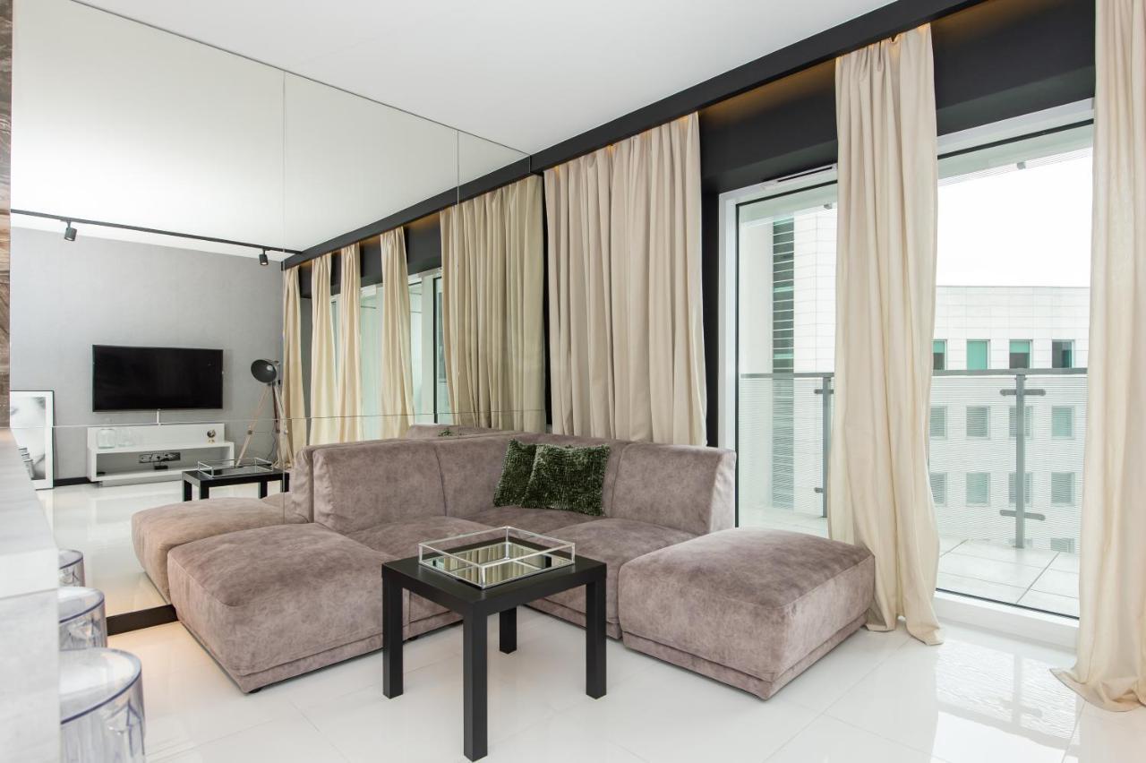 Super-Apartamenty International Fair بوزنان المظهر الخارجي الصورة