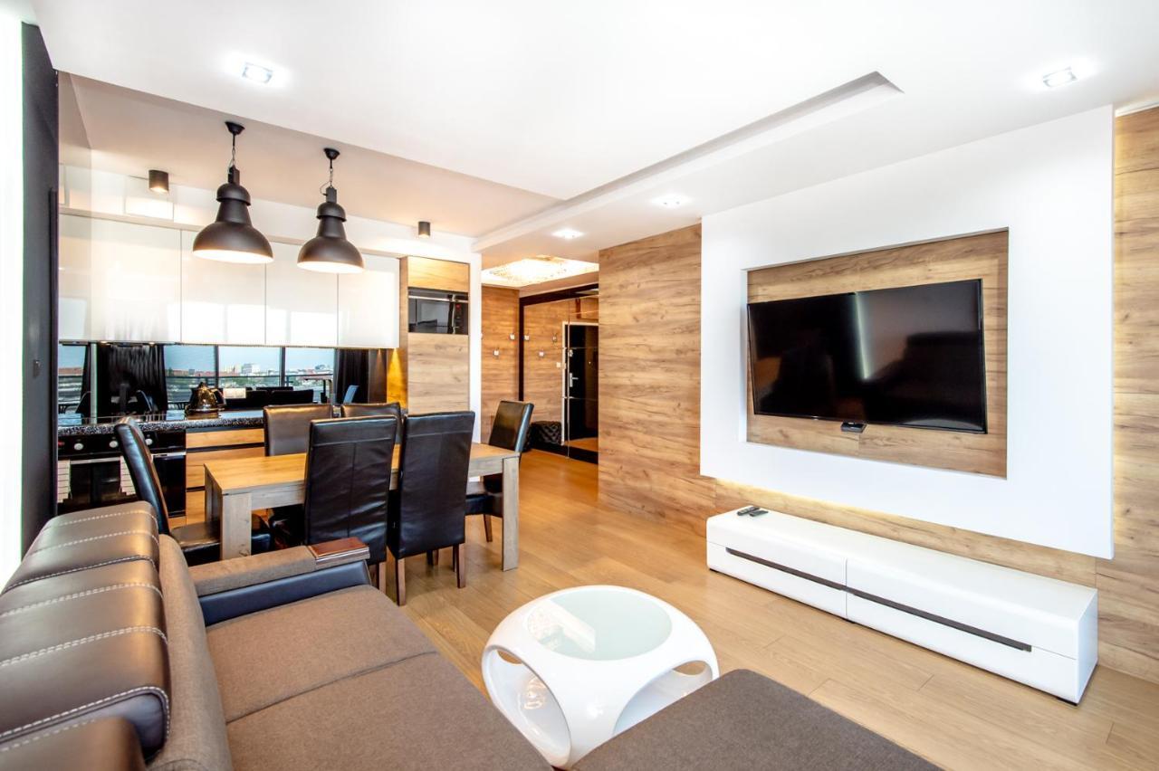 Super-Apartamenty International Fair بوزنان المظهر الخارجي الصورة